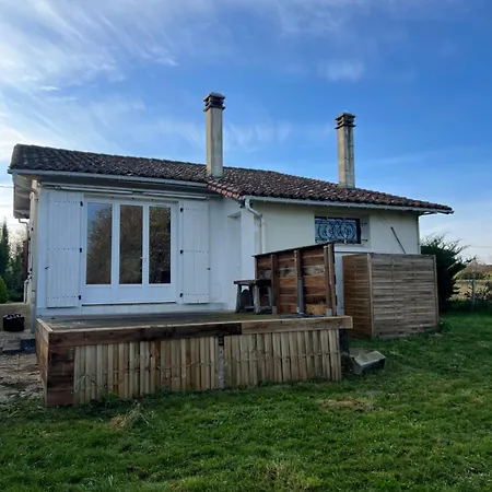 Holiday home Maison Independante A La Campagne *